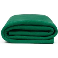 1 Yard Emerald Green Acrylic Felt Fabric 72″ Wide 100% Acrylic Soft Durable 1.6mm Thick Craft DIY Arts Crafts Decorations Sewing